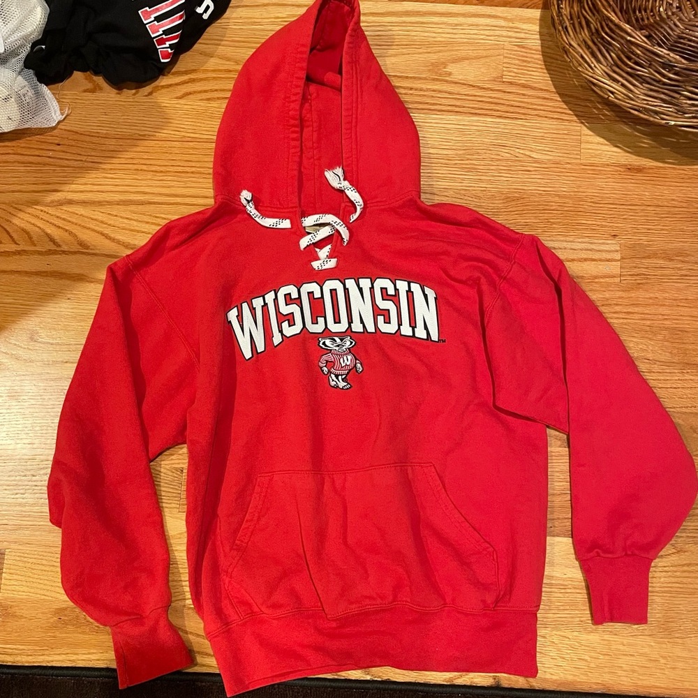Vintage University Of Wisconsin Hockey Sweatshirt